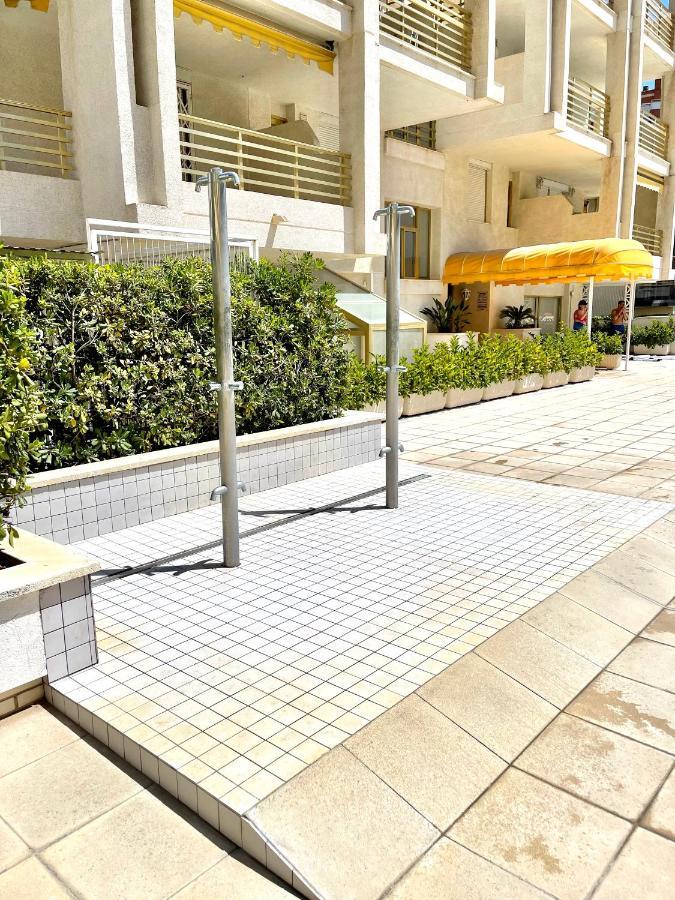 Apartbeach Novelty Climatizado Y Vistas Playa Salou Exterior foto