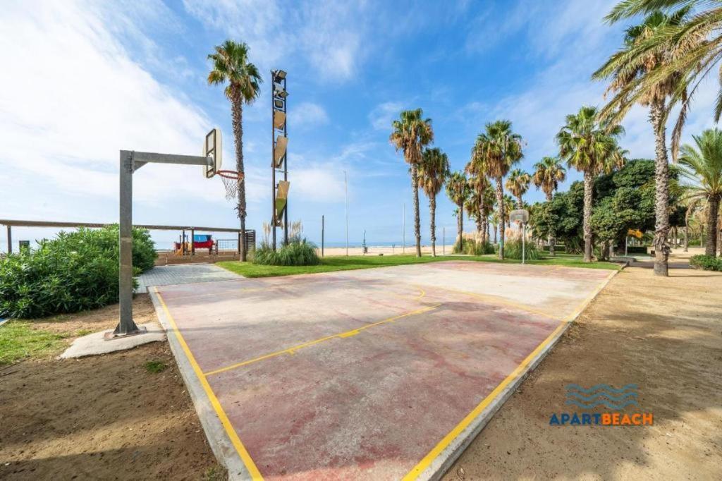 Apartbeach Novelty Climatizado Y Vistas Playa Salou Exterior foto